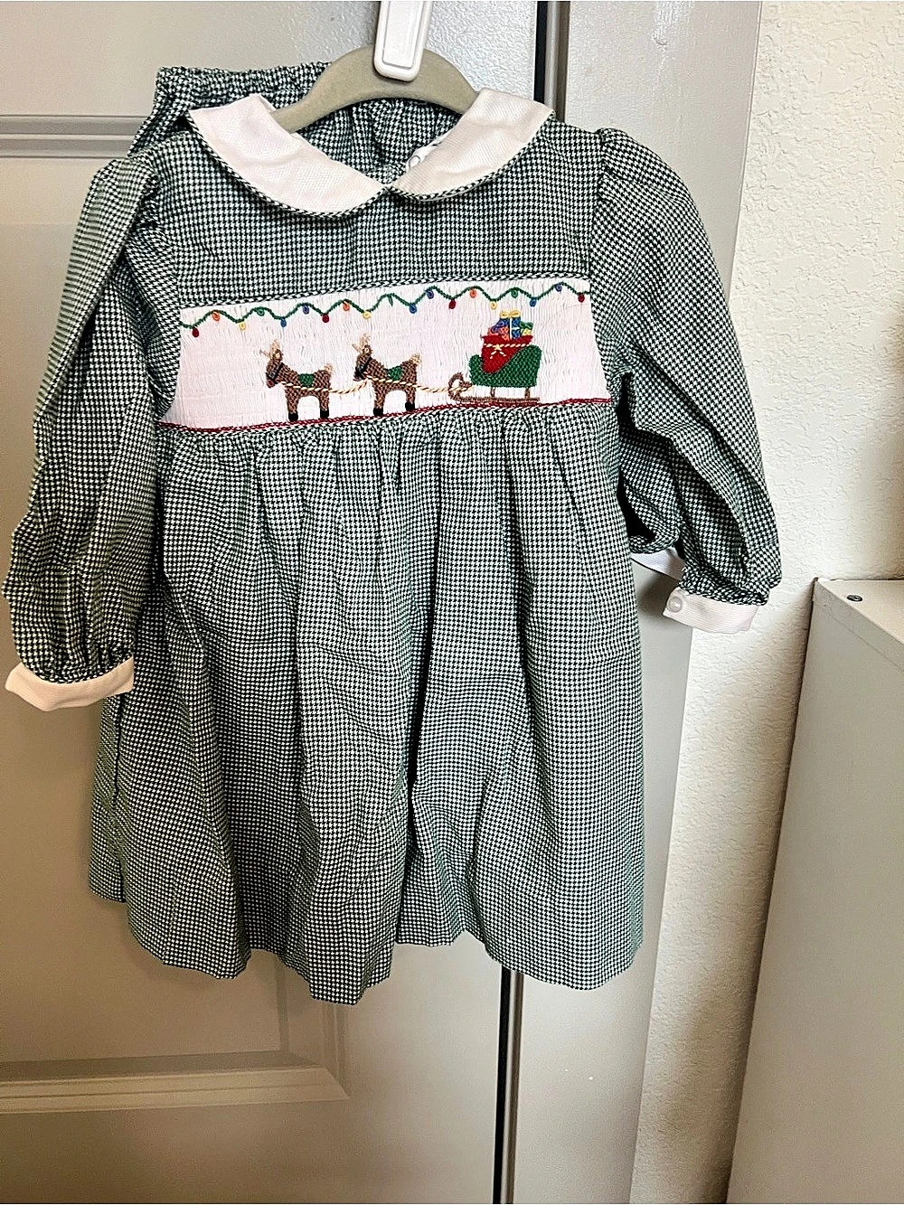 Petite Ami Gingham Smocked Dress Green & White Size 9 MO Like New